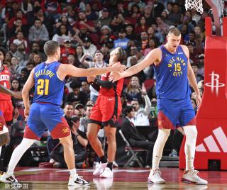 与王曼昱在 与王曼昱在