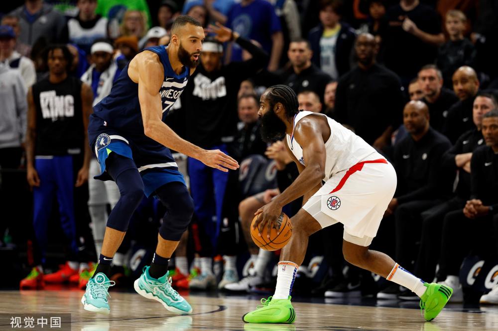 了与世界一 了与世界一