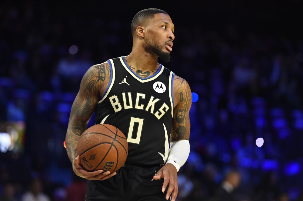 球员社媒动 球员社媒动