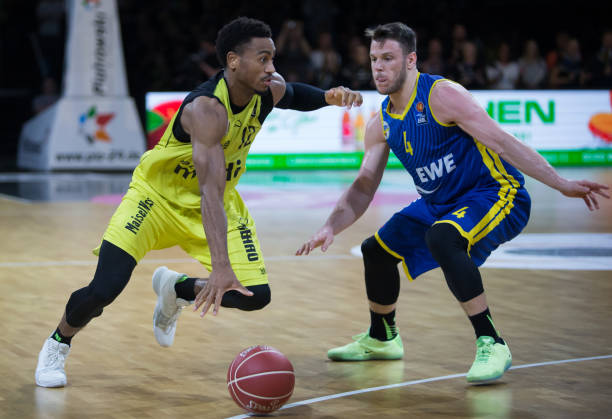 比赛中继续 比赛中继续